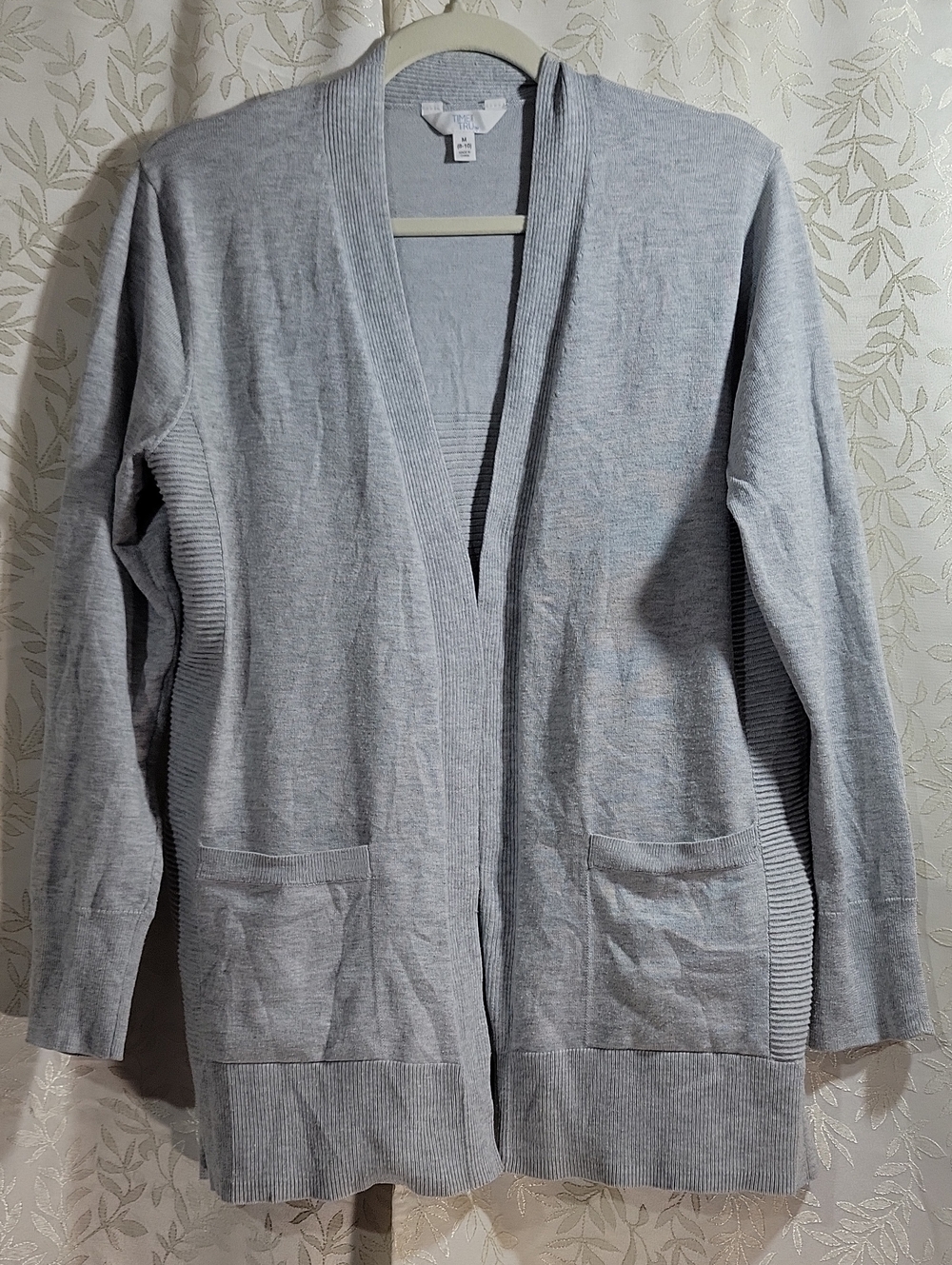 Time and Tru Heather Gray Open Cardigan with Front Pockets